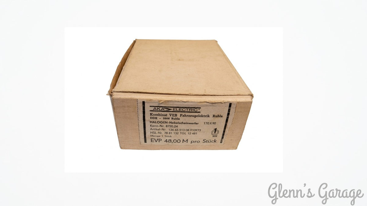 Originalverpackung des DDR-Halogen-Nebelscheinwerfereinsatzes mit Etikett von AKA Electric Ruhla