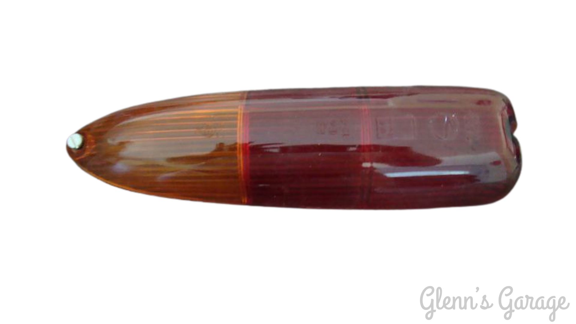 Rücklichtkappe Trabant 601 – Seitenansicht, originales DDR-Ersatzteil rot/orange