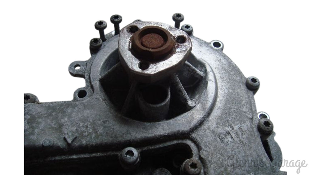 gebrauchter Stirndeckel Steuergehäuse inkl.Wasserpumpe Audi A6 4G 059 103 153 in OVP