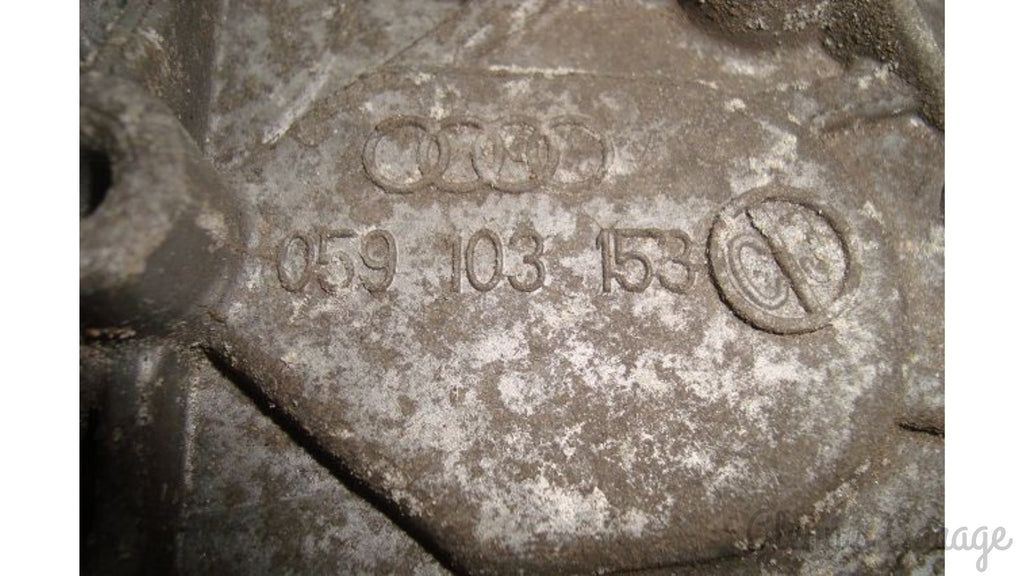 gebrauchter Stirndeckel Steuergehäuse inkl.Wasserpumpe Audi A6 4G 059 103 153 in OVP